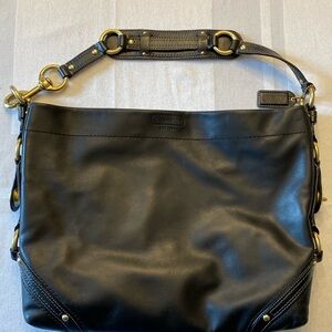 Authentic Coach Black Leather Carly Slim shoulder bag #11636